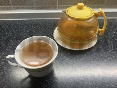 Mandarininis arbata su imbieru, mėta ir medumi Žingsnis 6