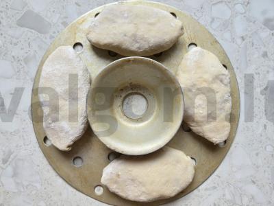 Pianse su vištienos faršu Žingsnis 8