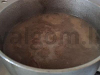 Sultingas jautienos guliašas Žingsnis 6