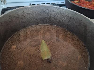 Sultingas jautienos guliašas Žingsnis 14