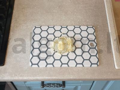 Jautienos kotletai su avižiniais dribsniais ir bulvėmis Žingsnis 3