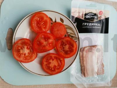 Kiaušinienė su šonine ir pomidorais Žingsnis 2