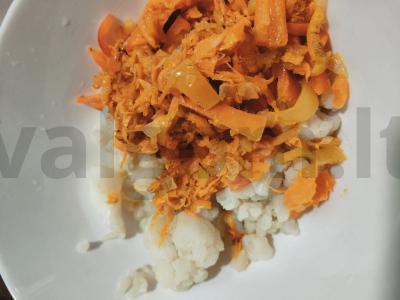 Korėjietiška žiedinio kopūsto salotos Žingsnis 5