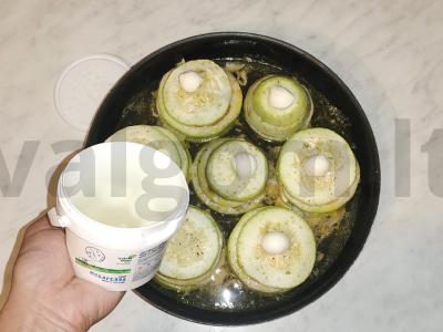 Patiekalas iš cukinijų „Saulės ratas“ Žingsnis 5