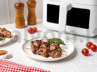 Indėnų šlaunelės šašlykas oro grilyje pagrindine nuotrauka