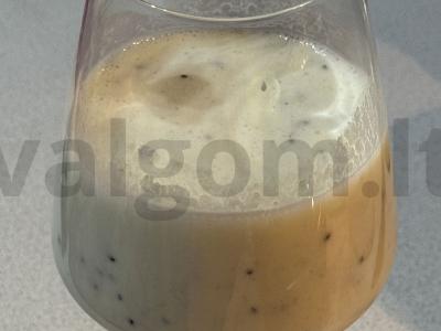 Kokteilis „Vakaras“ su kiviu ir bananais pagrindine nuotrauka