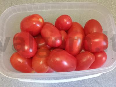 Marinuoti pomidorai užkandžiams Žingsnis 1