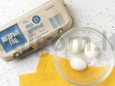 Sumuštiniai su šprotų konservais Žingsnis 1