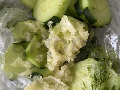 Sukrėsti agurkai su česnaku Žingsnis 4