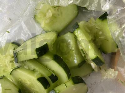 Sukrėsti agurkai su česnaku Žingsnis 5