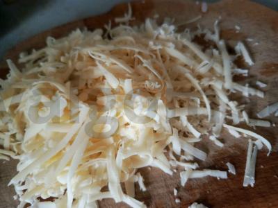 Makaronai su pievagrybiais ir sūriu Žingsnis 6