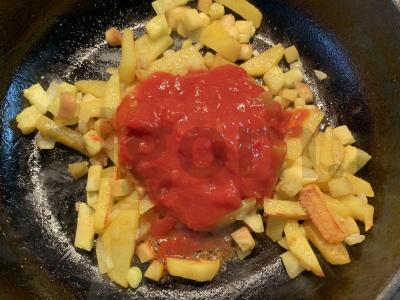 Daržovių troškinys su pomidorais ir bulvėmis vakarienei Žingsnis 5