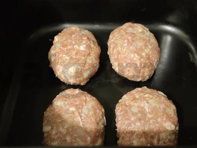 Kiaulienos kotletai su siurprizu Žingsnis 5