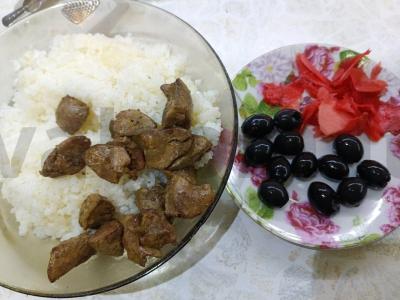 Vištienos kepenėlės, mirkytos piene pagrindine nuotrauka