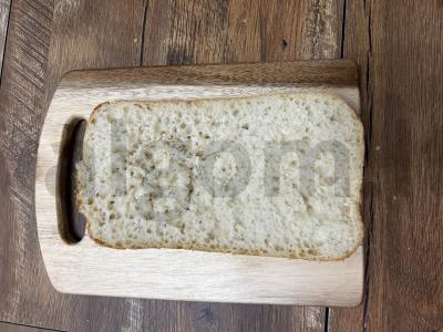 Pica su pomidorais ir doktorine dešra ant čiabatos Žingsnis 1