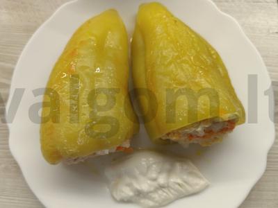 Riestainių pipirų su „jasmine“ ryžiais pagrindine nuotrauka