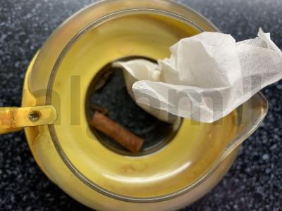 Juodasis arbata su persimonu Žingsnis 1