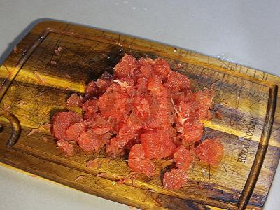 Jūros midijos su rukola, dorblu sūriu ir greipfrutu Žingsnis 1