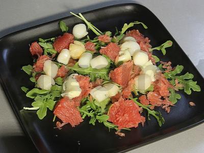 Jūros midijos su rukola, dorblu sūriu ir greipfrutu Žingsnis 9