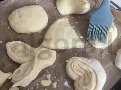 Trikampiai pyragėliai su obuolių uogiene Žingsnis 7