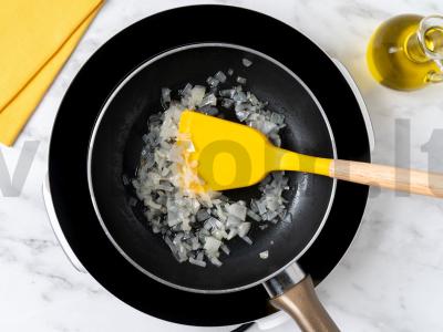 Vištienos kukuliai grietinėlės padaže Žingsnis 1