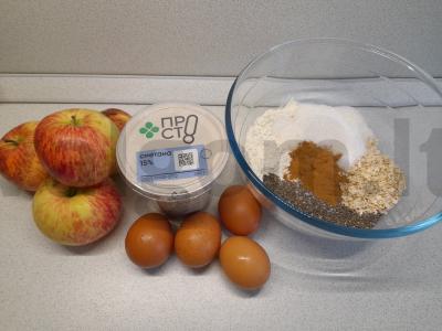 Avižiniai sausainiai su obuolių gabaliukais ir cinamonu Žingsnis 1