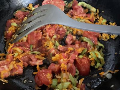 Avinžirniai su daržovėmis pomidorų padaže Žingsnis 5