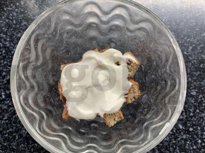 Desertas iš braškių, melionų, avižinių sausainių ir grietinėlės Žingsnis 6