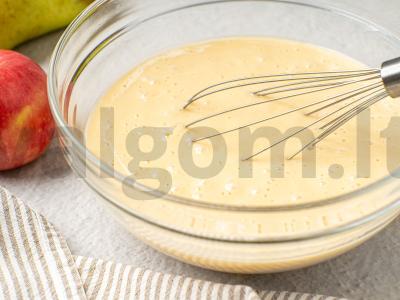 Obuolių ir kriaušių pyragas Žingsnis 3