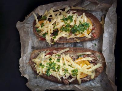 Tostai su faršu ir sūriu oro grilyje Žingsnis 5