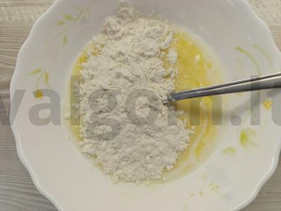 Vieniški vafliai su acidofiliu ir citrinos žievele Žingsnis 4