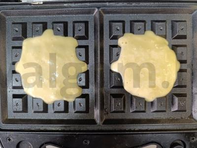 Vieniški vafliai su acidofiliu ir citrinos žievele Žingsnis 5