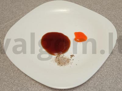 Kepintos vištienos šlaunelės su pomidorais ir sūriu Žingsnis 2