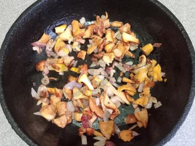 Spagečiai su voveraitėmis ir vištienos krūtinėle Žingsnis 2