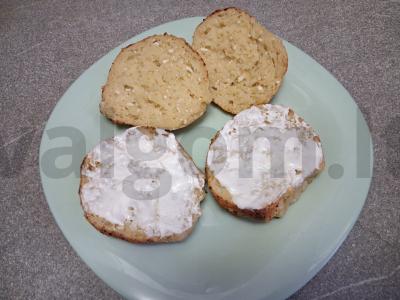 Varškės bandelės su dešra ir sūriu pusryčiams Žingsnis 8