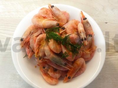 Kvapnūs krevetės vakarienei pagrindine nuotrauka