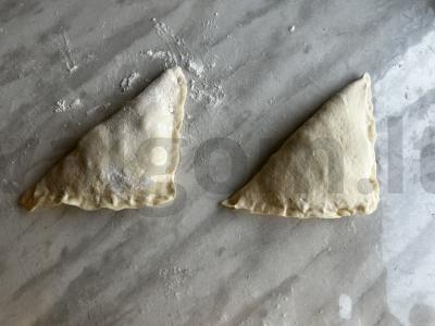 Sluoksniuoti trikampiai su dešra ir sūriu Žingsnis 9