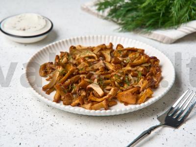 Keptos lisiškos su česnaku pagrindine nuotrauka