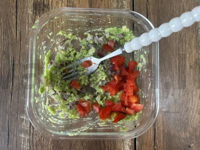 Avokado guakamolė tartaletėse Žingsnis 6