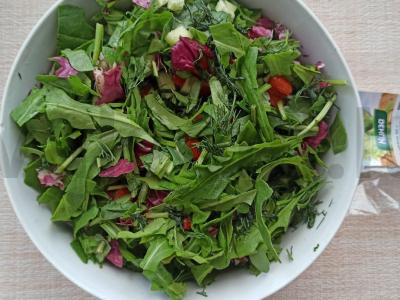 Vasaros salotos su rukola, krapais ir kalendra Žingsnis 7