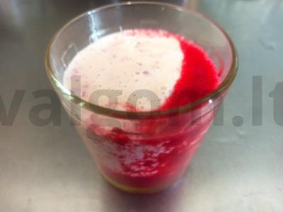 Gėrimas iš rauginto pieno „Aviečių sprogimas“ pagrindine nuotrauka