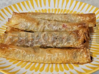 Mėsos vamzdeliai iš filo tešlos pagrindine nuotrauka