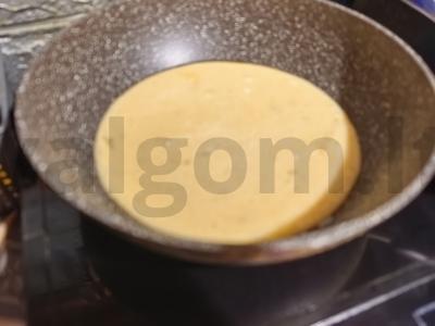 Omletas su grietine ir sūriu Žingsnis 3