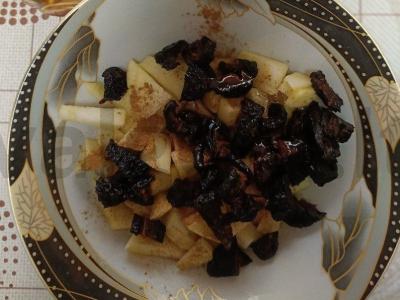 Avižų keksiukas su obuoliu, džiovintais slyvomis ir topinambūru Žingsnis 3