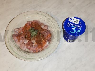 Kiauliena su grikių koše, daržovėmis ir salierais Žingsnis 2