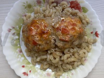 Faršo krepšeliai su makaronų garnyru pagrindine nuotrauka