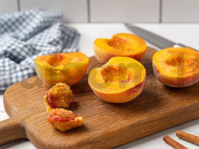 Persikų desertas su cinamonu oro grilyje Žingsnis 1