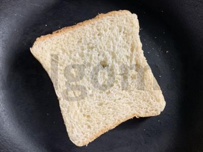 Sumuštiniai su avokadu, lydytu sūriu ir česnaku Žingsnis 1