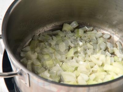 Brokolinių ir sūrio kremas-supas Žingsnis 2