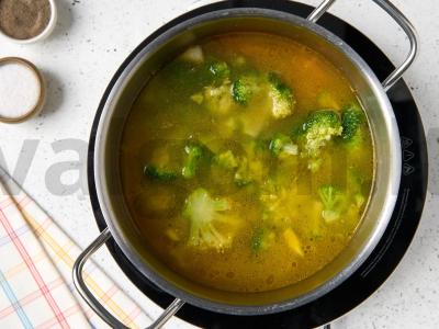 Brokolinių ir sūrio kremas-supas Žingsnis 5